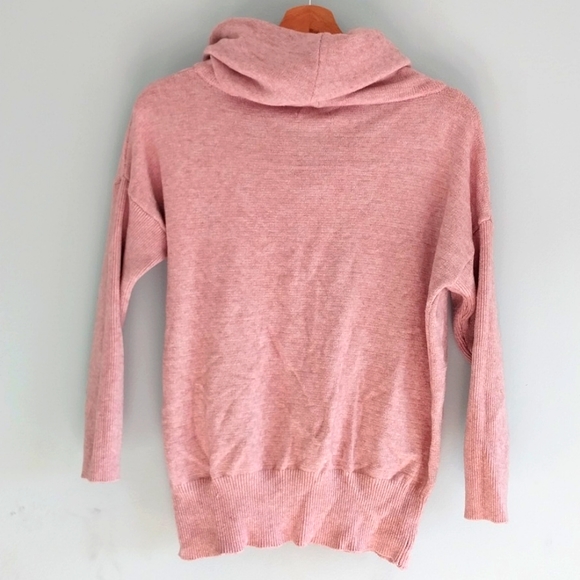 Warm & Cozy Lifestyle cowl neck sweater - Picture 4 of 6